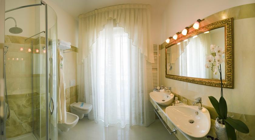 Hotel Nord Est Gabicce Mare Bilik gambar