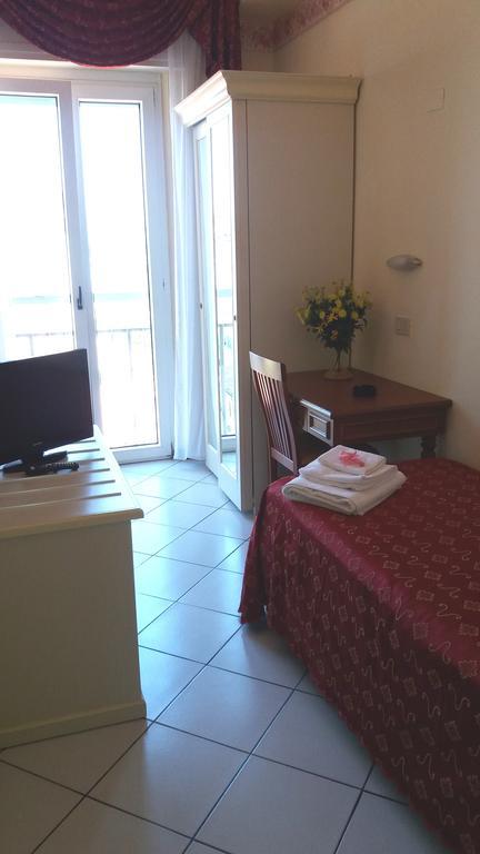 Hotel Nord Est Gabicce Mare Luaran gambar